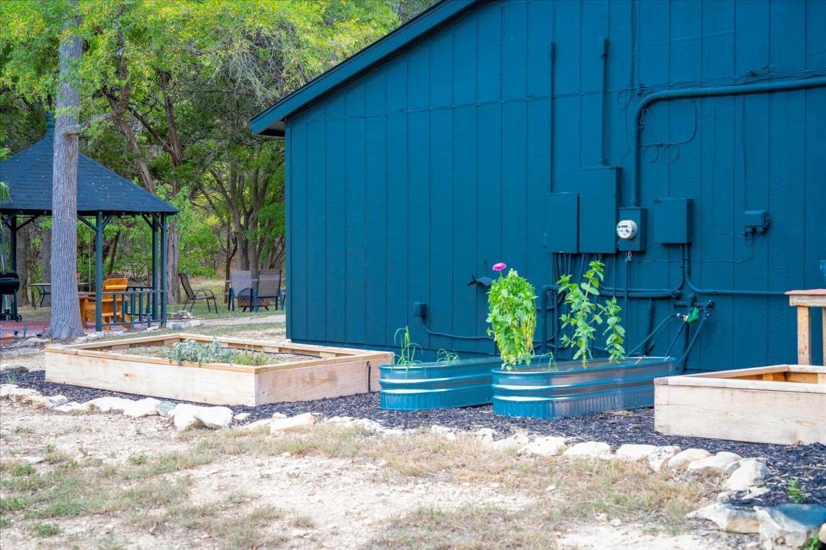 Relaxing Alpaca Ranch Mins From Downtown Wimberley Βίλα Εξωτερικό φωτογραφία
